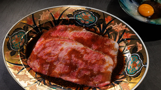 お客様単価10万円ほどの高級店です