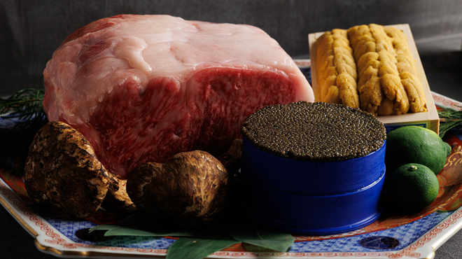 厳選の神戸ビーフと高級食材を扱えます