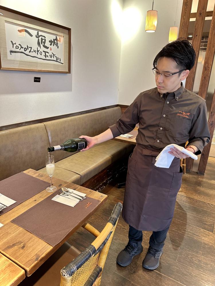 旬の素材を使ったランチコースは大人気