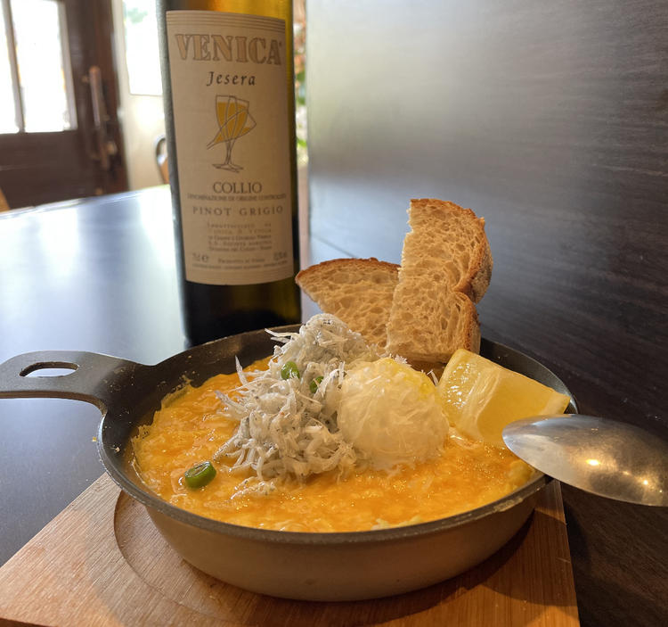 美味しいお酒に合う小皿料理を多数