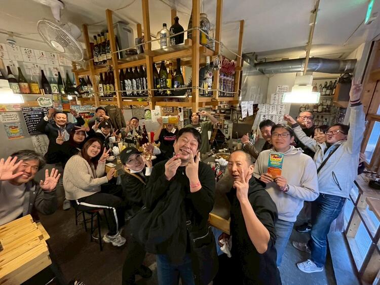 多くのファンで連日にぎわいます！