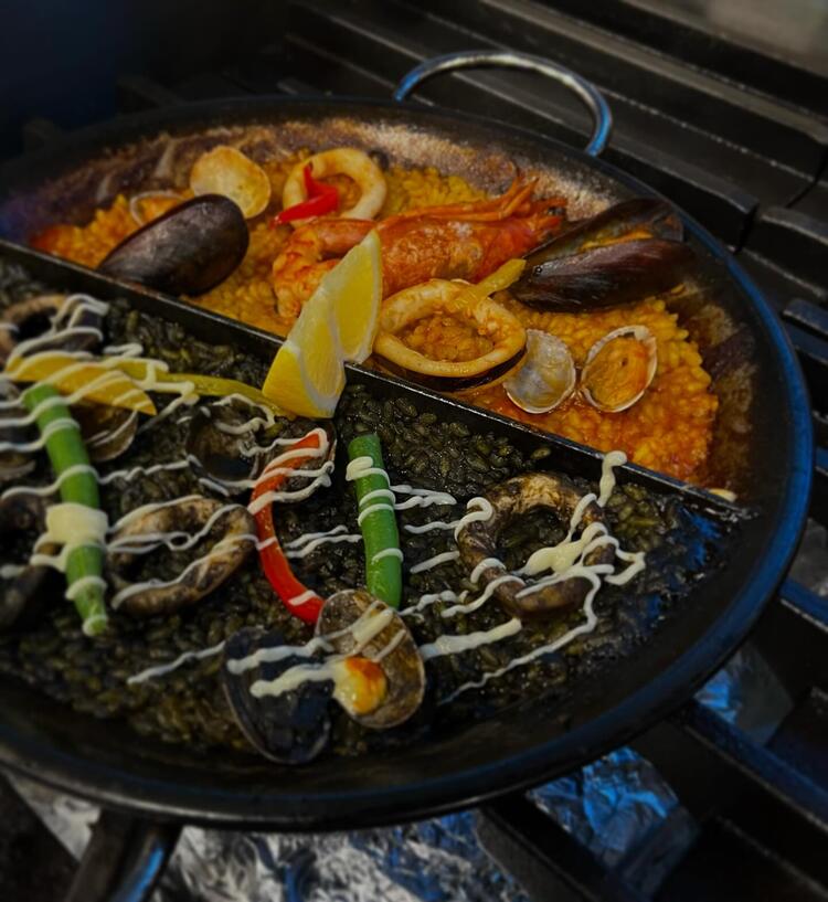 素材にこだわった料理が自慢◎