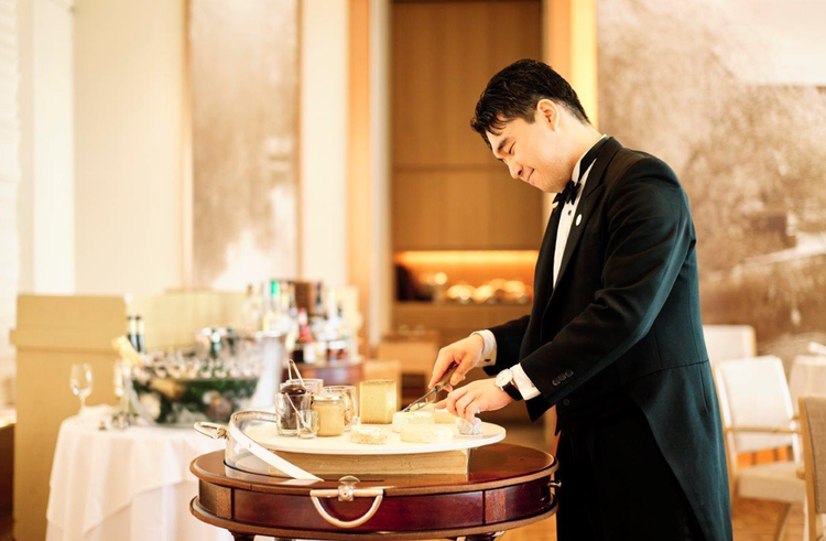 伝統あるお店の味をご提供します