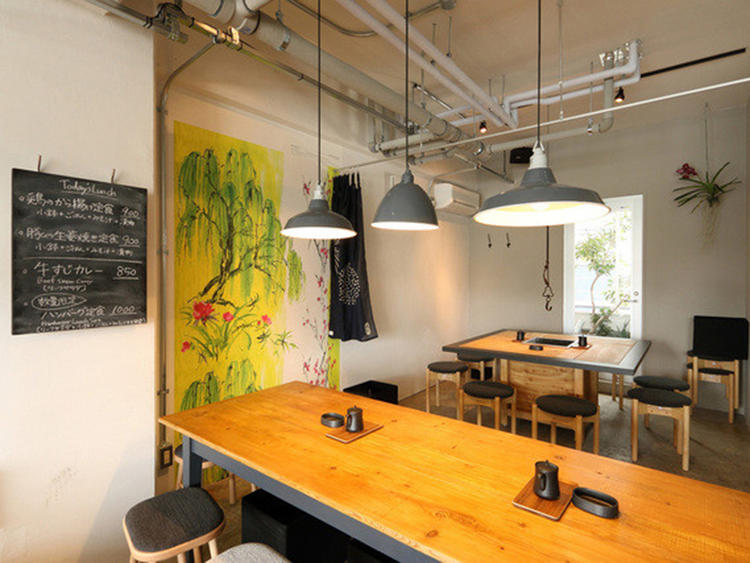 素材の良さをより引き出すオシャレな空間