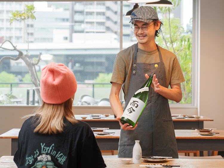 常連様も多い！お客様との距離が近いです！