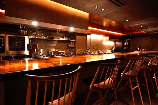 カウンターでの接客が好きな方は歓迎！