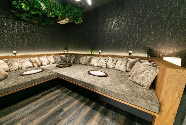 月に8～10日休みでプライベートも充実★