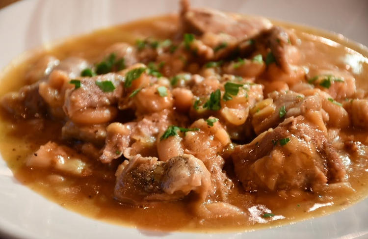 季節の食材を使ったフランス料理