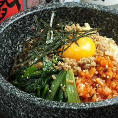 20〜60代まで幅広い年代の社員が活躍中