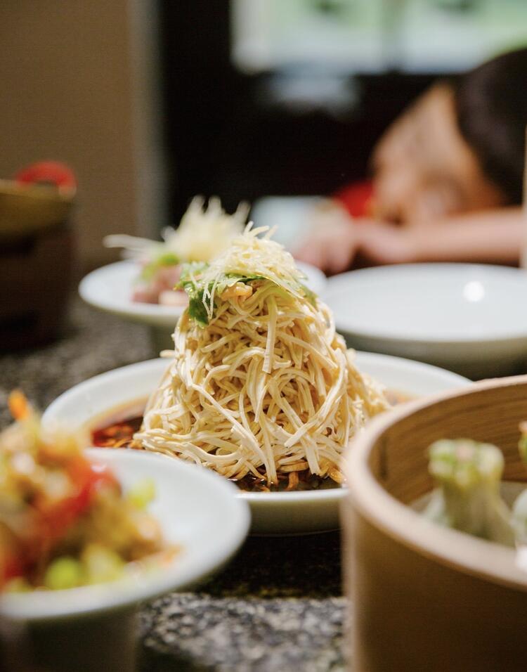 平日のランチタイムスタッフを募集中