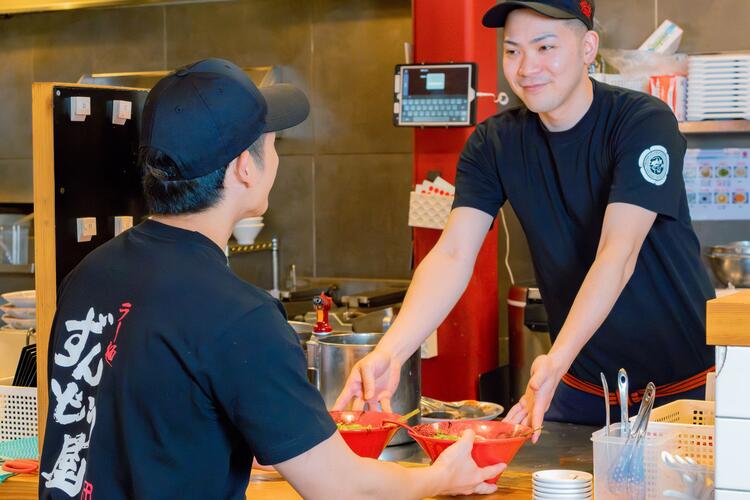 チームで働くことの良さが学べます！