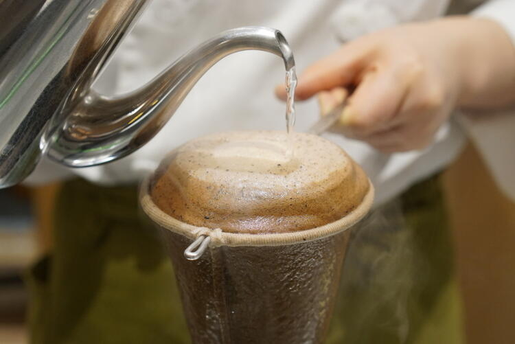 コーヒーのネルドリップ技術を学べる