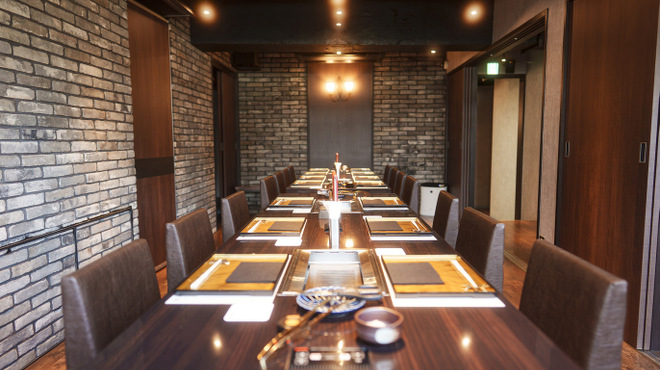 会食やビジネスシーンにもぴったり◎