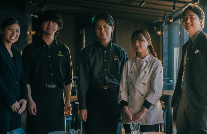 最高の接客ホールスタッフ集団