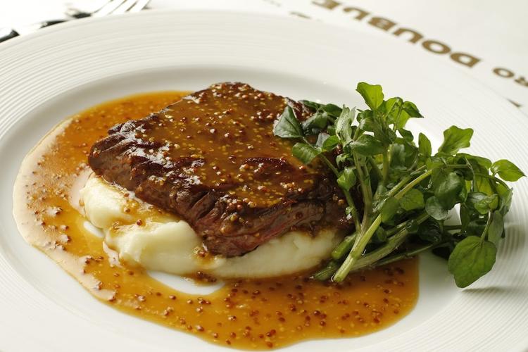 🔼ソムリエ厳選ワインと相性抜群の逸品