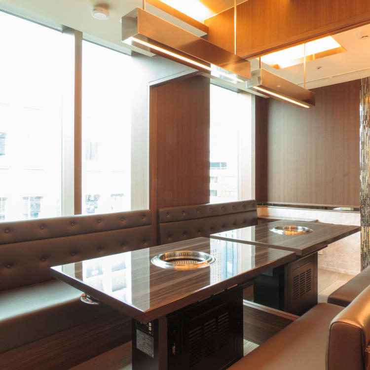 ラグジュアリーな空間でお仕事ができます！