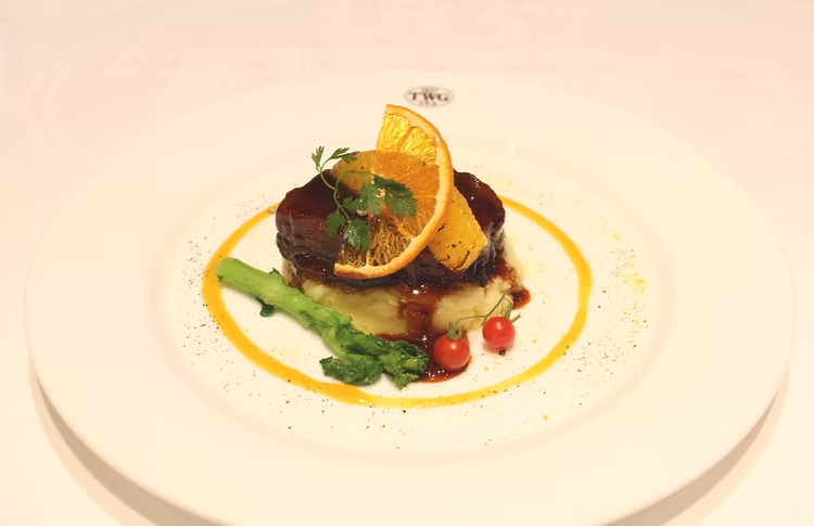 料理からデザートまでご提供◎