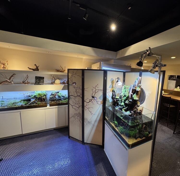 隠れ家的な会員制のお店♪