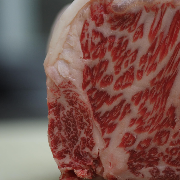 肉の卸会社が運営する飲食店