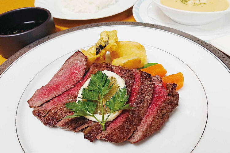 訪れたお客様に感動をお届けしましょう！