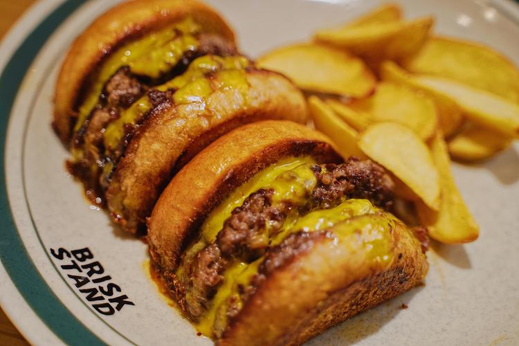 ただいま大注目のブリスクスタンド