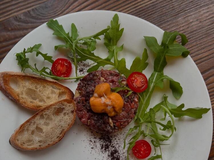 ソムリエ資格取得実績4名◎