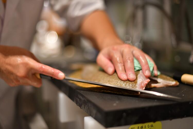 皆さまに喜んで貰えるお店作りを進めます