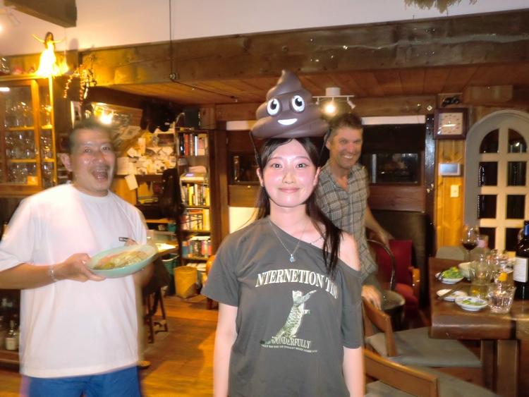 山の中の秘密基地にたまに遊びに行きます