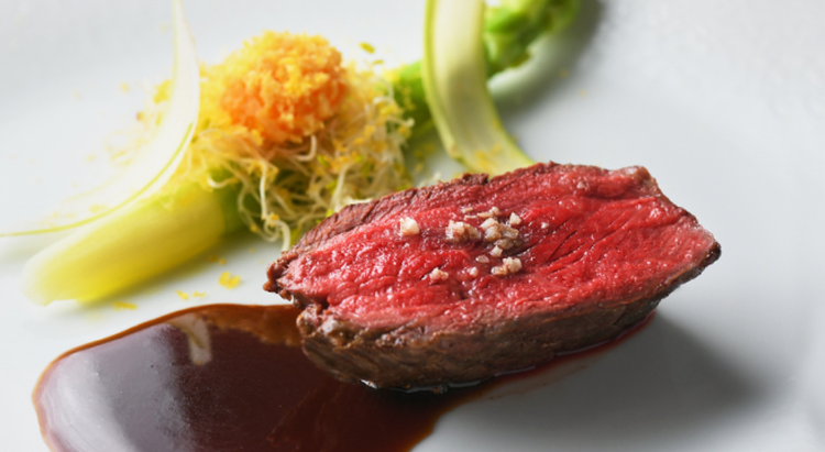 オーナーシェフのすぐそばで働ける！