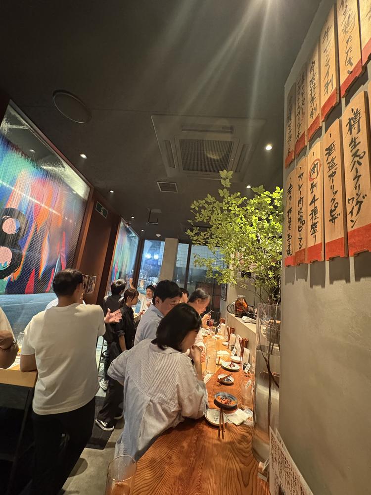 遊び慣れた大人の集うオシャレ立飲み屋　既