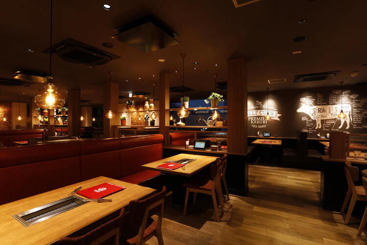 店内は明るい空間