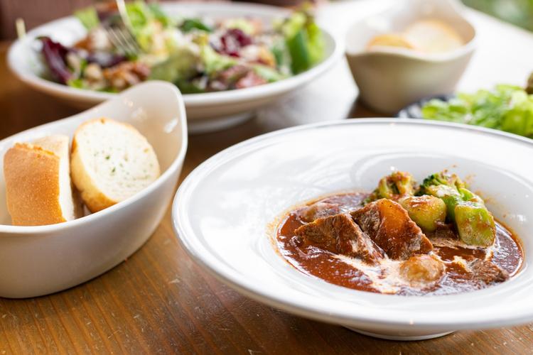 スイーツ＆洋食に力を入れていきます！