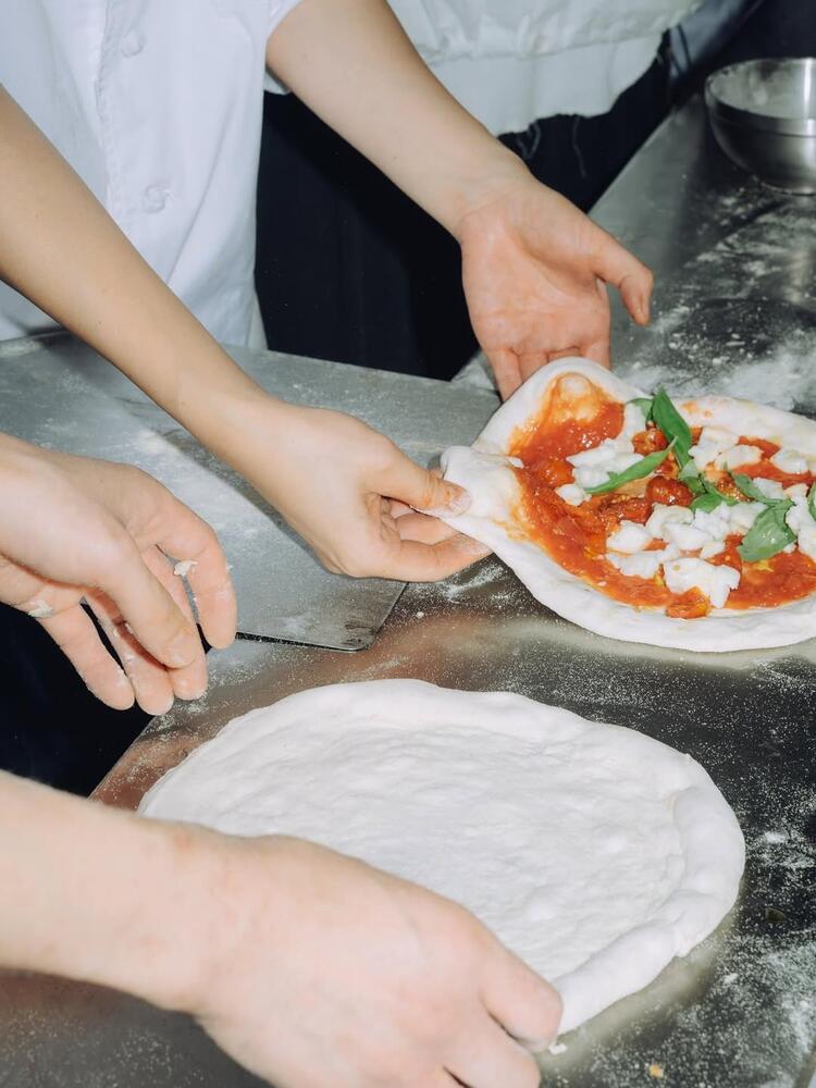 ピザメイクを専門的に学べる環境◎