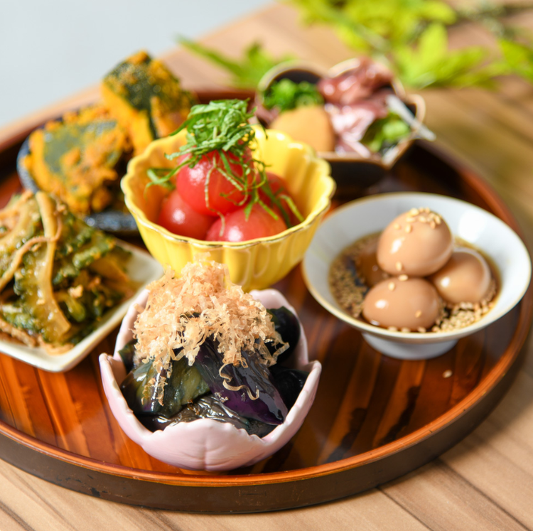 カラフルなおばんざい◎