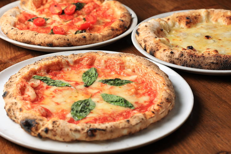 1階は調理場とテイクアウト対応