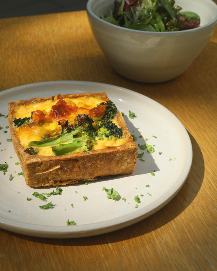 野菜たっぷりのキッシュ