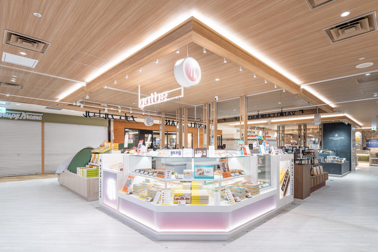 デザインも進行中♪ ※写真は新横浜店です