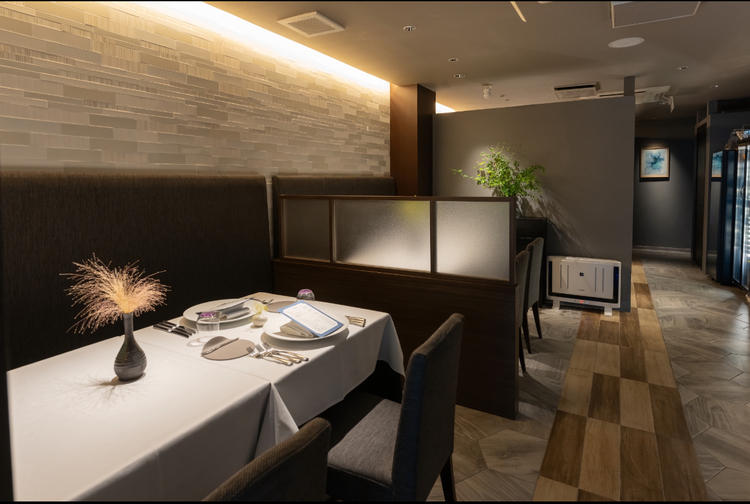 上質で落ち着きのあるモノトーンで統一