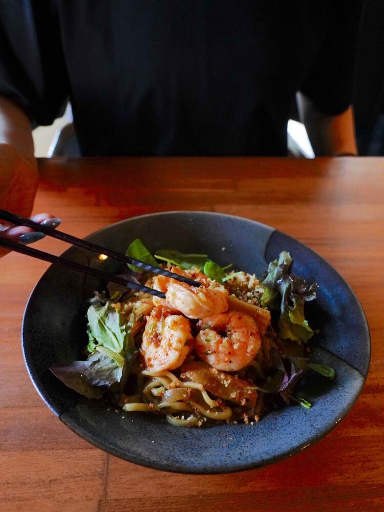 和食器で楽しむカジュアルさが魅力です◎