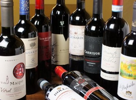 各国のワインを取り揃えています★