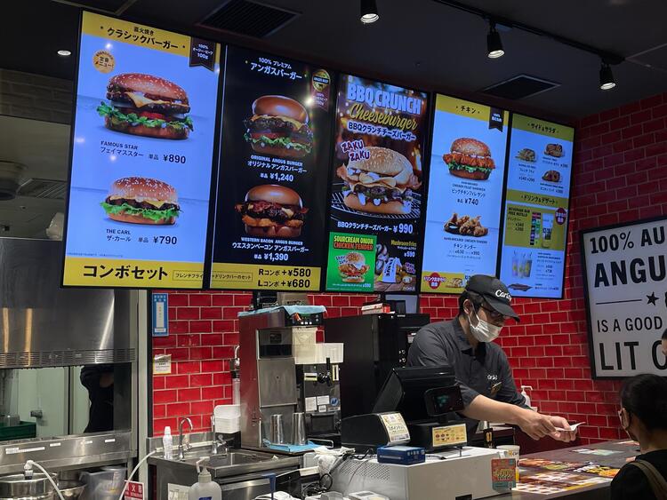 スタッフ同士の仲も良いです◎