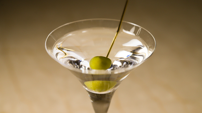 スタンダードカクテルからしっかり学べます