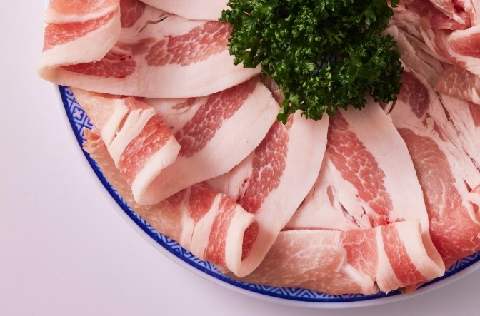 こだわりの「あつぎ豚」！