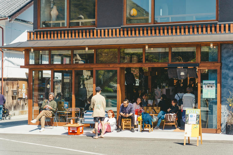 外国語が話せる方は大歓迎！