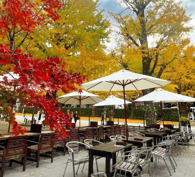 靖国神社外苑内にあります