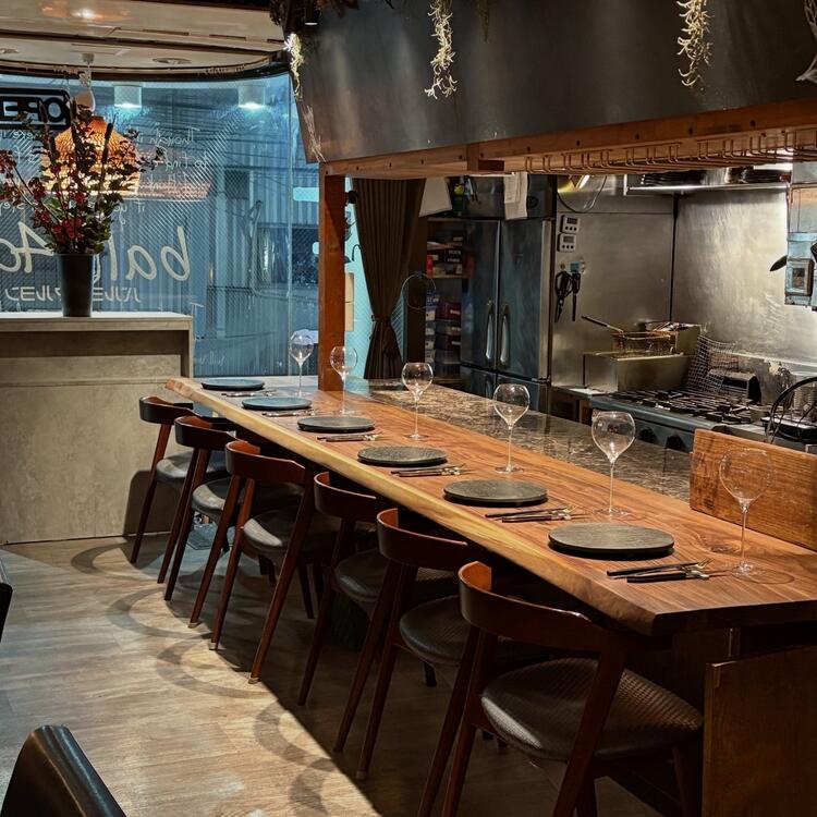 オープンキッチンの開放的な雰囲気★