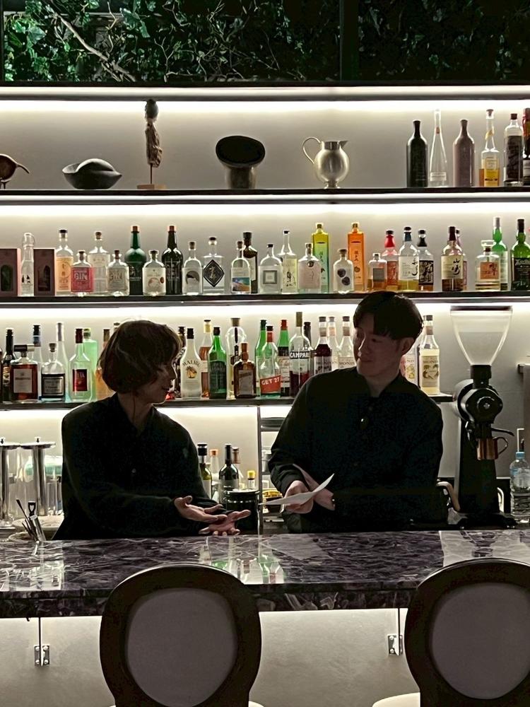 フロントスタッフもレストランサービスに◎