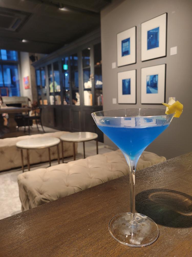 展示アーティストとのコラボドリンク考案