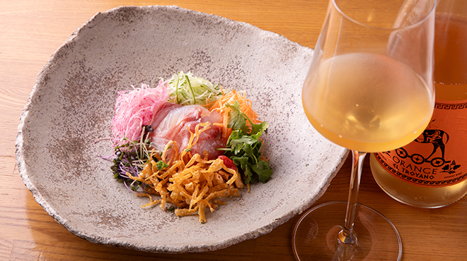 現代的×ヘルシーな中華とワインのお店です