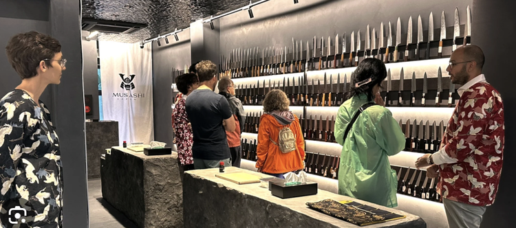 多様な国籍の仲間が集まる会社です